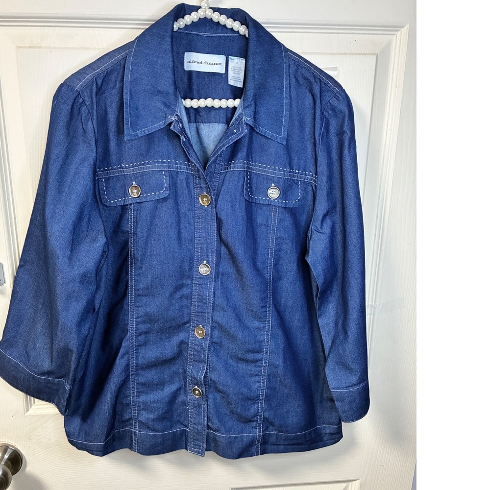 Alfred Dunner Denim Shirt Women 12 Blue Excellent 3/4 Sleeve Button down.
